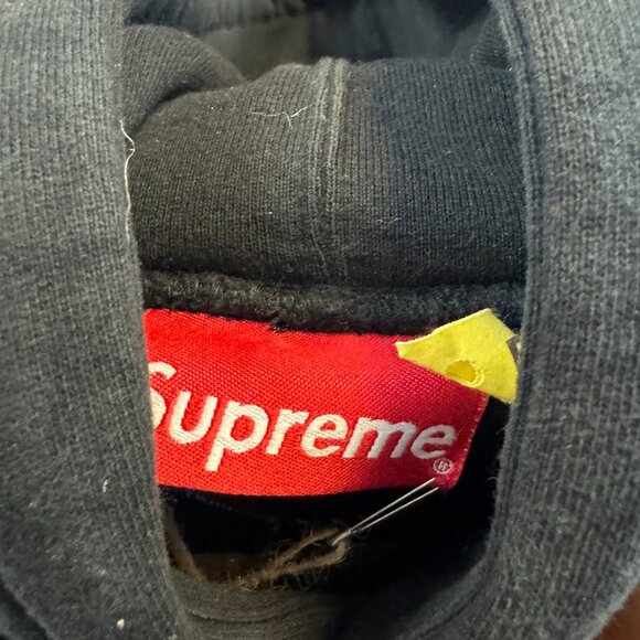 SUPREME HOCKEY HOODED SWEATSHIRT - BLACK (FW22) SMALL - Picture 7 of 10